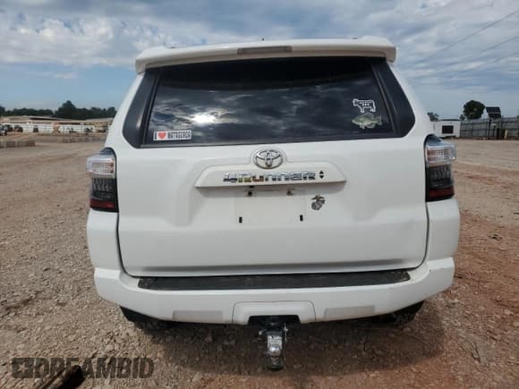 ✅ 2022 Toyota 4Runner SR5 • VIN: JTEMU5JR1N6062054 • Lot: 83968885. Wystawiony na Copart z przebiegiem 125 148 mil. Bezpłatny archiwum sprzedaży aukcyjnych z USA i szczegółowy raport historii pojazdu na DreamBid. Zdjęcie 6.
