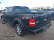 ✅ 2007 Ford F-150 XLT • VIN: 1FTPW12597KD26566 • Lot: 41267961. Wystawiony na IAAI z przebiegiem 215 030 mil. Bezpłatny archiwum sprzedaży aukcyjnych z USA i szczegółowy raport historii pojazdu na DreamBid. Zdjęcie 3.