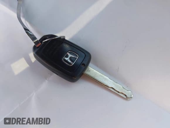 ✅ 2020 Honda Fit LX • VIN: 3HGGK5H44LM712057 • Lot: 43207985. Wystawiony na IAAI z przebiegiem 40 462 mil. Bezpłatny archiwum sprzedaży aukcyjnych z USA i szczegółowy raport historii pojazdu na DreamBid. Zdjęcie 11.