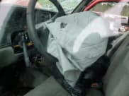 ✅ 1998 GMC Sierra 1500 • VIN: 2GTEK19R3W1508712 • Лот: 55665565. Опубликован ранее на Copart с пробегом Не указан. Бесплатный доступ к архиву аукционных продаж из США и подробный отчёт об истории автомобиля на DreamBid. Изображение 7.