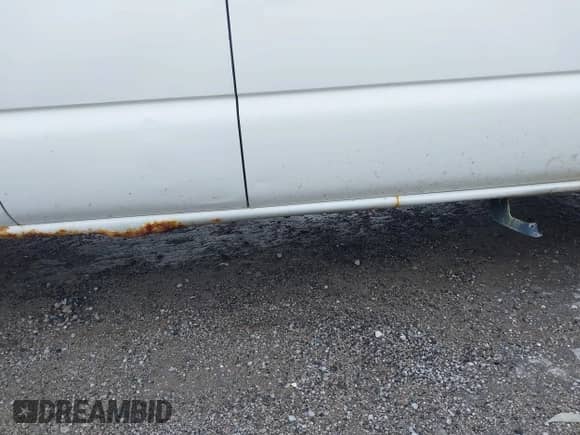 ✅ 2000 Chevrolet Silverado 1500 LS • VIN: 2GCEK19V7Y1398845 • Lot: 42609757. Wystawiony na IAAI z przebiegiem 248 417 mil mil. Skorzystaj z bezpłatnego archiwum sprzedaży aukcyjnych z USA i zobacz szczegółowy raport historii pojazdu na DreamBid. Zdjęcie 13.