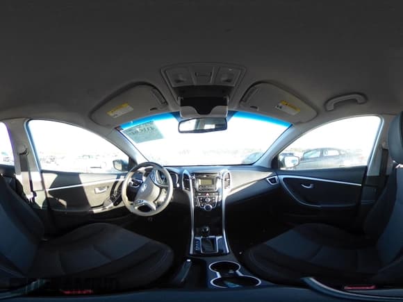 ✅ 2013 Hyundai Elantra • VIN: KMHD35LE8DU090361 • Lot: 43357047. Listed on IAAI with 158,986 mi. Free auction sales archive from the USA and detailed vehicle history report at DreamBid. Image 19.