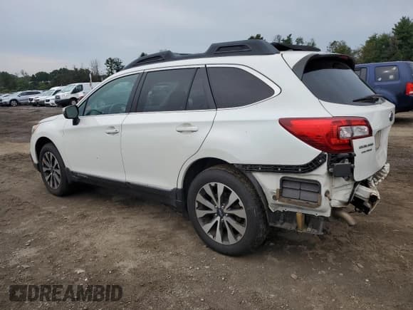 ✅ 2015 Subaru Outback Limited • VIN: 4S4BSENC9F3310735 • Lot: 81739945. Listed on Copart with 175,720 mi. Free auction sales archive from the USA and detailed vehicle history report at DreamBid. Image 2.