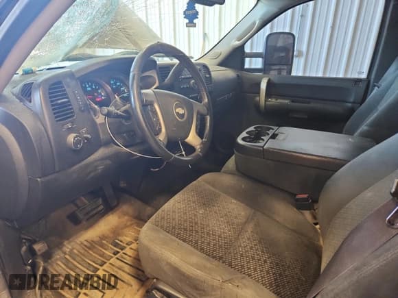 ✅ 2007 Chevrolet Silverado 1500 1LT • VIN: 2GCEK190771732620 • Lot: 80702055. Listed on Copart with 180,512 mi. Free auction sales archive from the USA and detailed vehicle history report at DreamBid. Image 8.