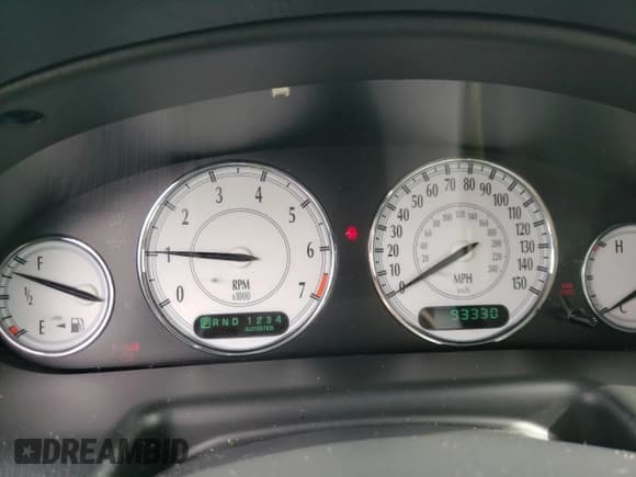 ✅ 2002 Chrysler 300M M • VIN: 2C3AE76K52H251591 • Lot: 49001595. Listed on Copart with 93,330 mi. Free auction sales archive from the USA and detailed vehicle history report at DreamBid. Image 9.