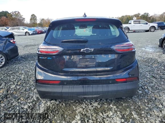 ✅ 2023 Chevrolet Bolt EV 2LT • VIN: 1G1FX6S01P4162723 • Lot: 90984715. Listed on Copart with 96,243 mi. Free auction sales archive from the USA and detailed vehicle history report at DreamBid. Image 6.