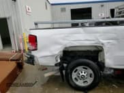 ✅ 2015 Chevrolet Silverado 2500HD Work Truck • VIN: 1GC2CUEG2FZ111926 • Лот: 87750925. Опубликован ранее на Copart с пробегом 82 591 миль. Бесплатный доступ к архиву аукционных продаж из США и подробный отчёт об истории автомобиля на DreamBid. Изображение 13.