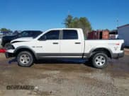 ✅ 2009 Dodge 1500 Laramie • VIN: 1D3HV13T39S740103 • Lot: 41272322. Wystawiony na IAAI z przebiegiem 180 139 mil. Bezpłatny archiwum sprzedaży aukcyjnych z USA i szczegółowy raport historii pojazdu na DreamBid. Zdjęcie 15.