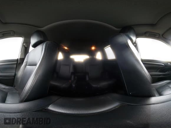 ✅ 2017 Toyota Highlander Limited • VIN: 5TDDZRFHXHS393913 • Lot: 43388149. Listed on IAAI with 149,357 mi. Free auction sales archive from the USA and detailed vehicle history report at DreamBid. Image 18.