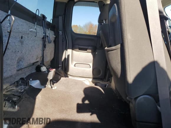 ✅ 2010 Chevrolet Silverado 1500 LT • VIN: 1GCSKSE32AZ130943 • Lot: 90129115. Listed on Copart with 362,097 mi. Free auction sales archive from the USA and detailed vehicle history report at DreamBid. Image 10.