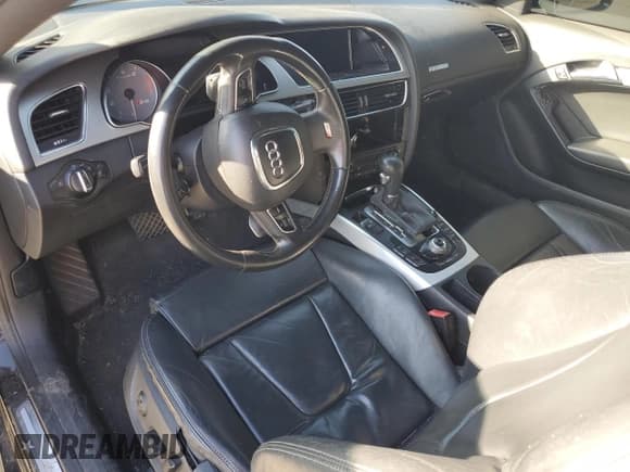 ✅ 2010 Audi S5 Premium Plus • VIN: WAUCVAFR2AA060381 • Lot: 88336055. Listed on Copart with Not provided. Free auction sales archive from the USA and detailed vehicle history report at DreamBid. Image 8.