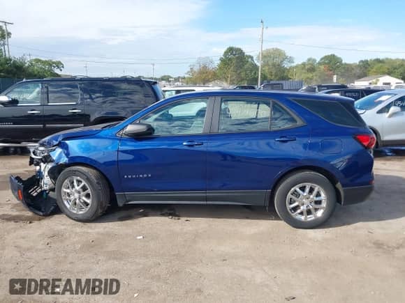 2022 Chevrolet Equinox LS with VIN 2GNAXHEV9N6108691, listed as a IAAI auction lot 43421600 with 23,330 mi miles and . Bid and sale history available at DreamBid. Image 14.