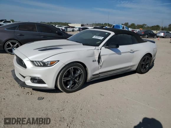 ✅ 2017 Ford Mustang GT Premium • VIN: 1FATP8FF2H5335798 • Лот: 86308415. Опубликован ранее на Copart с пробегом 148 046 миль. Бесплатный доступ к архиву аукционных продаж из США и подробный отчёт об истории автомобиля на DreamBid. Изображение 1.