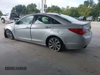 2013 Hyundai Sonata Limited с VIN 5NPEC4AC9DH621632, выставлен на аукционе IAAI как лот 43405790 с пробегом 243 889 миль миль и . История ставок и продаж доступна на DreamBid. Изображение 3.