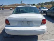 ✅ 2002 Saturn SL • VIN: 1G8ZH52802Z154555 • Lot: 42771346. Listed on IAAI with 248,496 mi. Free auction sales archive from the USA and detailed vehicle history report at DreamBid. Image 16.