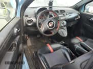 ✅ 2015 FIAT 500e • VIN: 3C3CFFGE2FT695629 • Lot: 67723264. Wystawiony na Copart z przebiegiem 83 272 mil. Bezpłatny archiwum sprzedaży aukcyjnych z USA i szczegółowy raport historii pojazdu na DreamBid. Zdjęcie 8.