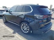 ✅ 2020 BMW X5 sDrive40i • VIN: 5UXCR4C0XL9B43349 • Lot: 42998347. Wystawiony na IAAI z przebiegiem 61 346 mil. Bezpłatny archiwum sprzedaży aukcyjnych z USA i szczegółowy raport historii pojazdu na DreamBid. Zdjęcie 3.