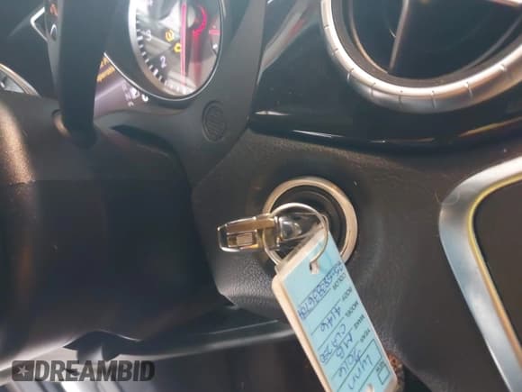 ✅ 2016 Mercedes-Benz CLA 250 • VIN: WDDSJ4GB9GN334146 • Lot: 42983985. Listed on IAAI with 81,870 mi. Free auction sales archive from the USA and detailed vehicle history report at DreamBid. Image 11.