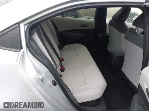 ✅ 2022 Toyota Corolla Hybrid LE • VIN: JTDEAMDE3NJ045628 • Lot: 43593704. Wystawiony na IAAI z przebiegiem 46 758 mil. Bezpłatny archiwum sprzedaży aukcyjnych z USA i szczegółowy raport historii pojazdu na DreamBid. Zdjęcie 19.