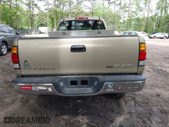 ✅ 2003 Toyota Tundra SR5 • VIN: 5TBKT441X3S347422 • Лот: 42129625. Опубликован ранее на IAAI с пробегом 67 210 миль. Бесплатный доступ к архиву аукционных продаж из США и подробный отчёт об истории автомобиля на DreamBid. Изображение 16.