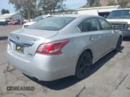 ✅ 2013 Nissan Altima S • VIN: 1N4AL3AP8DN436764 • Lot: 43035640. Wystawiony na IAAI z przebiegiem 110 103 mil. Bezpłatny archiwum sprzedaży aukcyjnych z USA i szczegółowy raport historii pojazdu na DreamBid. Zdjęcie 4.