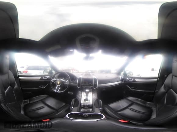 ✅ 2016 Porsche Cayenne GTS • VIN: WP1AD2A20GLA77947 • Лот: 42713193. Опубликован ранее на IAAI с пробегом 120 708 миль. Бесплатный доступ к архиву аукционных продаж из США и подробный отчёт об истории автомобиля на DreamBid. Изображение 20.