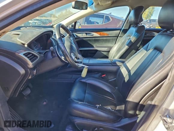 ✅ 2016 Lincoln MKZ Hybrid • VIN: 3LN6L2LU3GR634419 • Lot: 92765275. Listed on Copart with 210,670 mi. Free auction sales archive from the USA and detailed vehicle history report at DreamBid. Image 7.