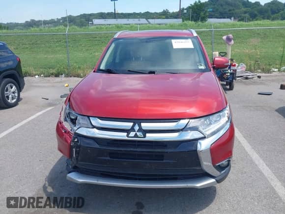 2017 Mitsubishi Outlander SE z VIN JA4AZ3A32HZ065812, wystawiony jako IAAI lot #42846257 z przebiegiem 153 495 mil mil oraz . Historia ofert i sprzedaży dostępna na DreamBid. Obrazek 13.