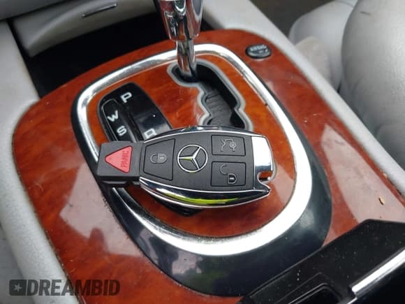 ✅ 2000 Mercedes-Benz S 320/430/500 • VIN: WDBNG70J4YA020596 • Лот: 42101357. Опубликован ранее на IAAI с пробегом 168 571 миль. Бесплатный доступ к архиву аукционных продаж из США и подробный отчёт об истории автомобиля на DreamBid. Изображение 11.