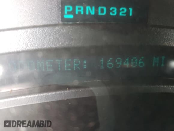 ✅ 2004 Chevrolet Silverado 3500 DRW • VIN: 1GCJK33134F105638 • Lot: 59279344. Listed on Copart with 169,406 mi. Free auction sales archive from the USA and detailed vehicle history report at DreamBid. Image 9.