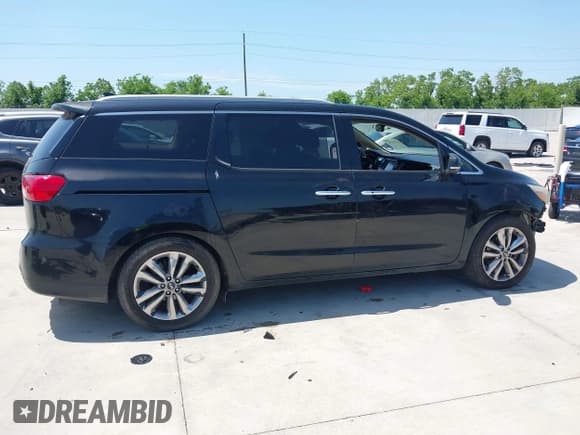 ✅ 2015 Kia Sedona SX-L • VIN: KNDME5C10F6034868 • Lot: 42215860. Listed on IAAI with 219,357 mi. Free auction sales archive from the USA and detailed vehicle history report at DreamBid. Image 13.