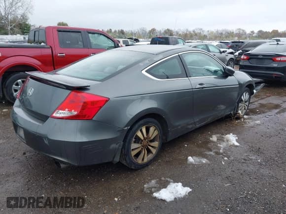✅ 2012 Honda Accord LX-S • VIN: 1HGCS1B31CA008046 • Лот: 43630532. Опубликован ранее на IAAI с пробегом 213 729 миль. Бесплатный доступ к архиву аукционных продаж из США и подробный отчёт об истории автомобиля на DreamBid. Изображение 4.