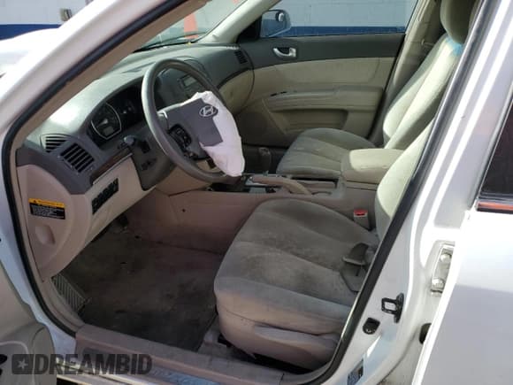 ✅ 2006 Hyundai Sonata GLS • VIN: 5NPEU46C06H171359 • Лот: 84238574. Опубликован ранее на Copart с пробегом Не указан. Бесплатный доступ к архиву аукционных продаж из США и подробный отчёт об истории автомобиля на DreamBid. Изображение 7.