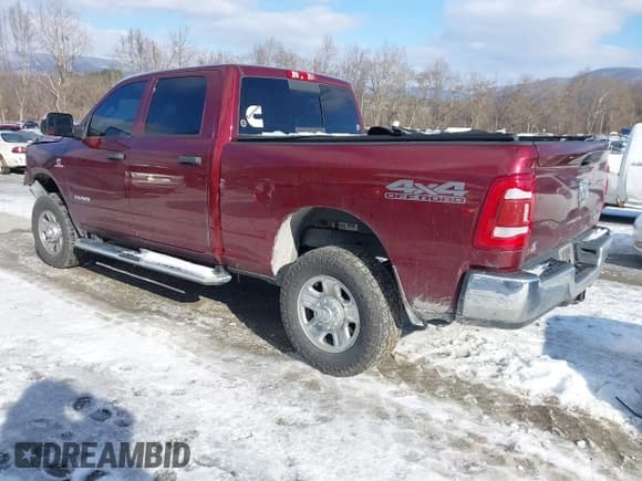 ✅ 2021 Ram 2500 Tradesman • VIN: 3C6UR5CLXMG531872 • Lot: 41244718. Listed on IAAI with 74,932 mi. Free auction sales archive from the USA and detailed vehicle history report at DreamBid. Image 3.
