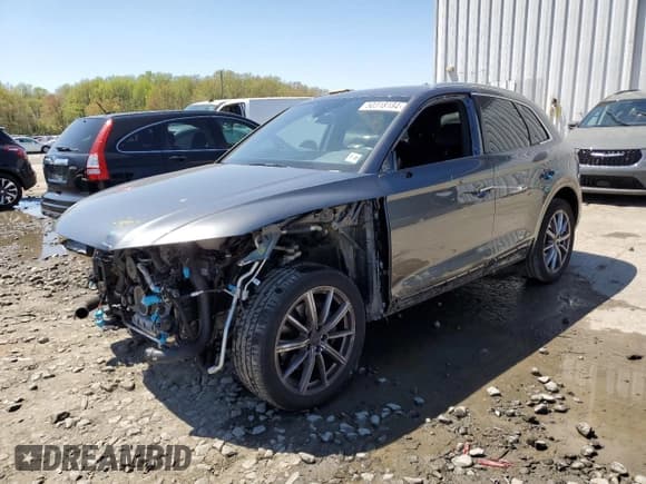 ✅ 2022 Audi SQ5 Premium • VIN: WA1A4AFY0N2087173 • Lot: 50318184. Listed on Copart with 54,453 mi. Free auction sales archive from the USA and detailed vehicle history report at DreamBid. Image 1.