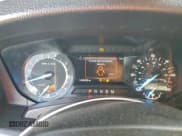 ✅ 2017 Ford Expedition XLT • VIN: 1FMJU1HTXHEA12194 • Lot: 93912115. Wystawiony na Copart z przebiegiem 149 453 mil. Bezpłatny archiwum sprzedaży aukcyjnych z USA i szczegółowy raport historii pojazdu na DreamBid. Zdjęcie 9.