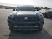 ✅ 2025 Toyota 4Runner SR5 • VIN: JTEVA5BR8S5040274 • Лот: 91718695. Опубликован ранее на Copart с пробегом 6 130 миль. Бесплатный доступ к архиву аукционных продаж из США и подробный отчёт об истории автомобиля на DreamBid. Изображение 5.