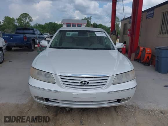 2008 Hyundai Azera Limited с VIN KMHFC46F28A274631, выставлен на аукционе IAAI как лот 42346183 с пробегом 141 740 миль миль и . История ставок и продаж доступна на DreamBid. Изображение 6.