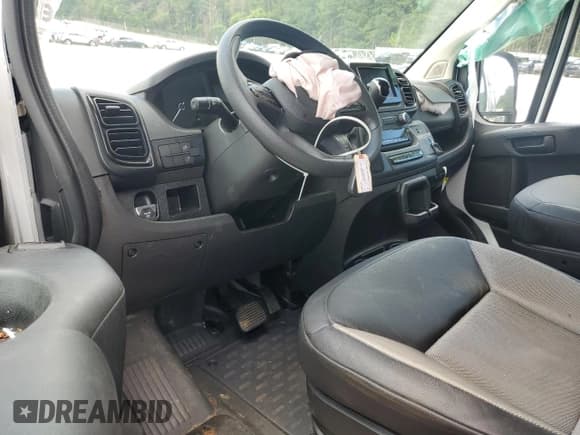 ✅ 2023 Ram ProMaster Cargo • VIN: 3C6LRVAG9PE600908 • Lot: 61971015. Wystawiony na Copart z przebiegiem 14 318 mil. Bezpłatny archiwum sprzedaży aukcyjnych z USA i szczegółowy raport historii pojazdu na DreamBid. Zdjęcie 8.