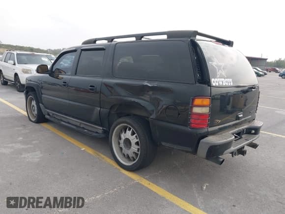 ✅ 2002 Chevrolet Suburban LT • VIN: 3GNFK16Z72G165792 • Lot: 41921486. Wystawiony na IAAI z przebiegiem 237 675 mil. Bezpłatny archiwum sprzedaży aukcyjnych z USA i szczegółowy raport historii pojazdu na DreamBid. Zdjęcie 3.