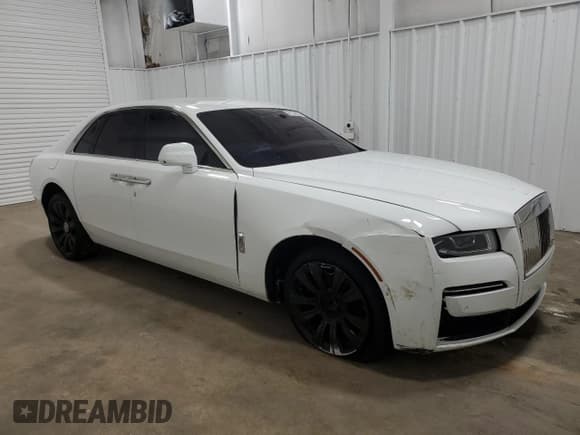 ✅ 2021 Rolls-Royce Ghost • VIN: SCATV0C09MU204490 • Lot: 81747624. Wystawiony na Copart z przebiegiem Nie podano. Bezpłatny archiwum sprzedaży aukcyjnych z USA i szczegółowy raport historii pojazdu na DreamBid. Zdjęcie 4.