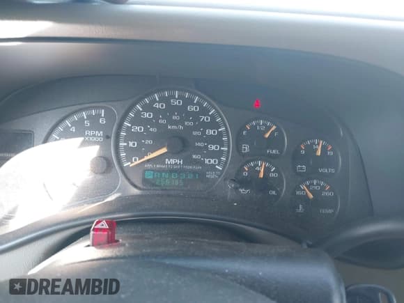 ✅ 2001 GMC Yukon XL SLT • VIN: 3GKFK16TX1G286579 • Lot: 42546715. Wystawiony na IAAI z przebiegiem 259 185 mil. Bezpłatny archiwum sprzedaży aukcyjnych z USA i szczegółowy raport historii pojazdu na DreamBid. Zdjęcie 7.