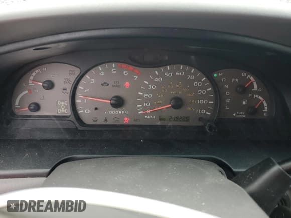 ✅ 2004 Toyota Sequoia SR5 • VIN: 5TDBT44A64S218361 • Lot: 82242095. Listed on Copart with 219,225 mi. Free auction sales archive from the USA and detailed vehicle history report at DreamBid. Image 9.