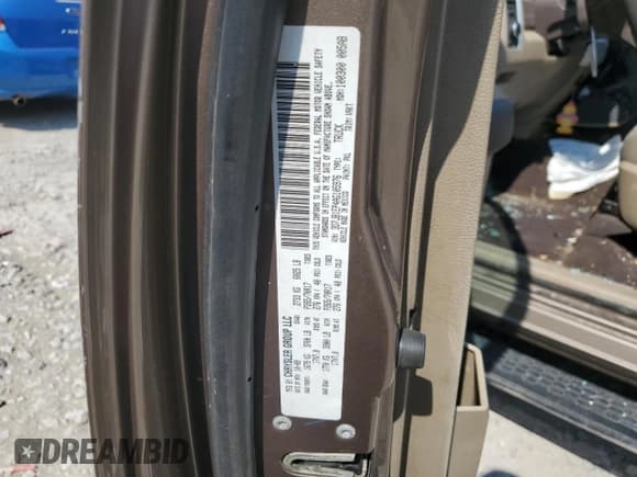 ✅ 2010 Dodge 1500 ST • VIN: 3D7JB1EP4AG105976 • Lot: 80761485. Listed on Copart with 146,958 mi. Free auction sales archive from the USA and detailed vehicle history report at DreamBid. Image 12.