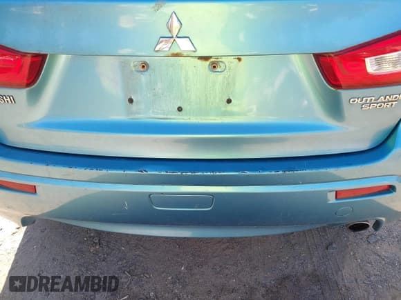 ✅ 2011 Mitsubishi Outlander SE • VIN: JA4AR4AU0BZ019448 • Lot: 43399629. Wystawiony na IAAI z przebiegiem 110 116 mil. Bezpłatny archiwum sprzedaży aukcyjnych z USA i szczegółowy raport historii pojazdu na DreamBid. Zdjęcie 6.