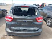 ✅ 2018 Ford C-Max SE • VIN: 1FADP5AU7JL101909 • Lot: 42146442. Wystawiony na IAAI z przebiegiem 145 319 mil. Bezpłatny archiwum sprzedaży aukcyjnych z USA i szczegółowy raport historii pojazdu na DreamBid. Zdjęcie 16.