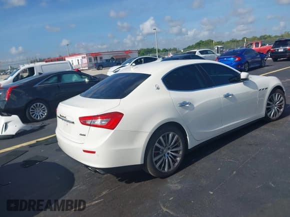 ✅ 2016 Maserati Ghibli S • VIN: ZAM57RSA8G1169761 • Лот: 42869829. Опубликован ранее на IAAI с пробегом 74 004 миль. Бесплатный доступ к архиву аукционных продаж из США и подробный отчёт об истории автомобиля на DreamBid. Изображение 4.