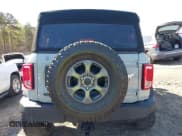 ✅ 2021 Ford Bronco • VIN: 1FMDE5BHXMLA84119 • Lot: 41891627. Wystawiony na IAAI z przebiegiem 28 318 mil. Bezpłatny archiwum sprzedaży aukcyjnych z USA i szczegółowy raport historii pojazdu na DreamBid. Zdjęcie 16.