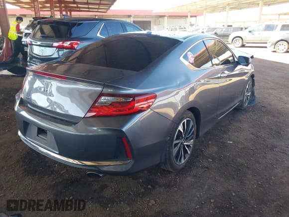 ✅ 2017 Honda Accord EX • VIN: 1HGCT1B79HA000655 • Lot: 43715163. Listed on IAAI with 101,736 mi. Free auction sales archive from the USA and detailed vehicle history report at DreamBid. Image 4.