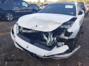 ✅ 2022 Maserati Ghibli Modena Q4 • VIN: ZAM57YTM1NX398070 • Lot: 43238841. Wystawiony na IAAI z przebiegiem 25 985 mil. Bezpłatny archiwum sprzedaży aukcyjnych z USA i szczegółowy raport historii pojazdu na DreamBid. Zdjęcie 6.